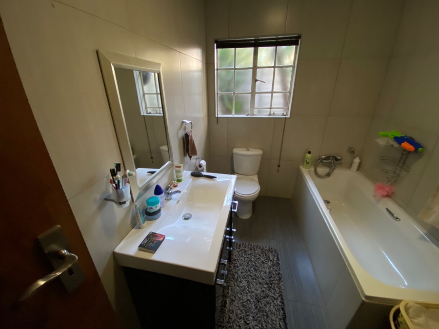 8 Bedroom Property for Sale in Baillie Park North West